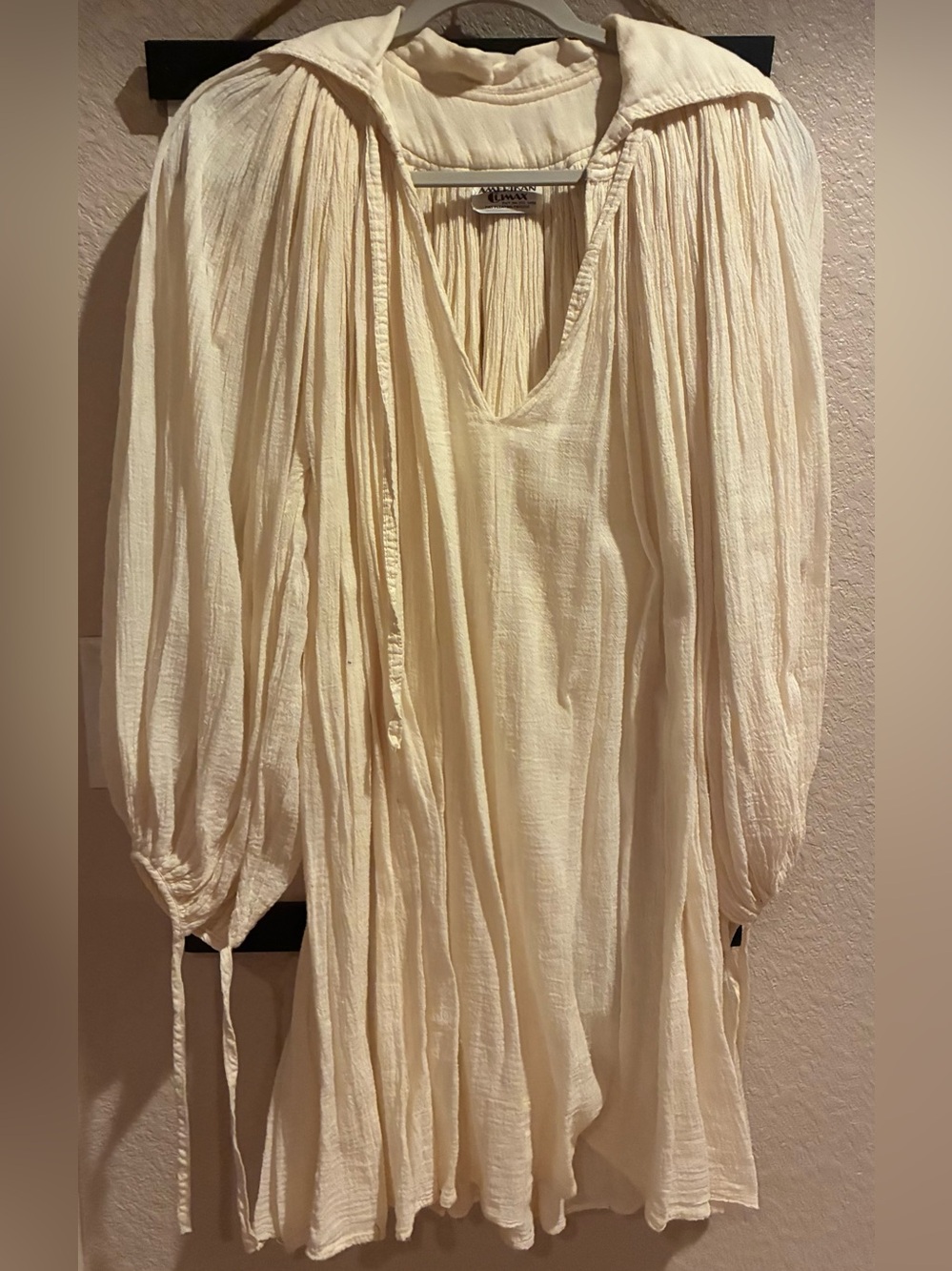 Vintage American ClimaxLight Cream Boho Peasant Blouse - Soft V-Neck Long Sleeve